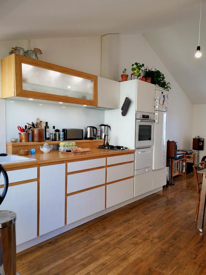 La Maison De Thomas Saint-Amant-de-Boixe 外观 照片