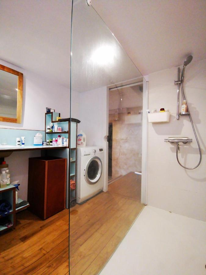 La Maison De Thomas Saint-Amant-de-Boixe 外观 照片